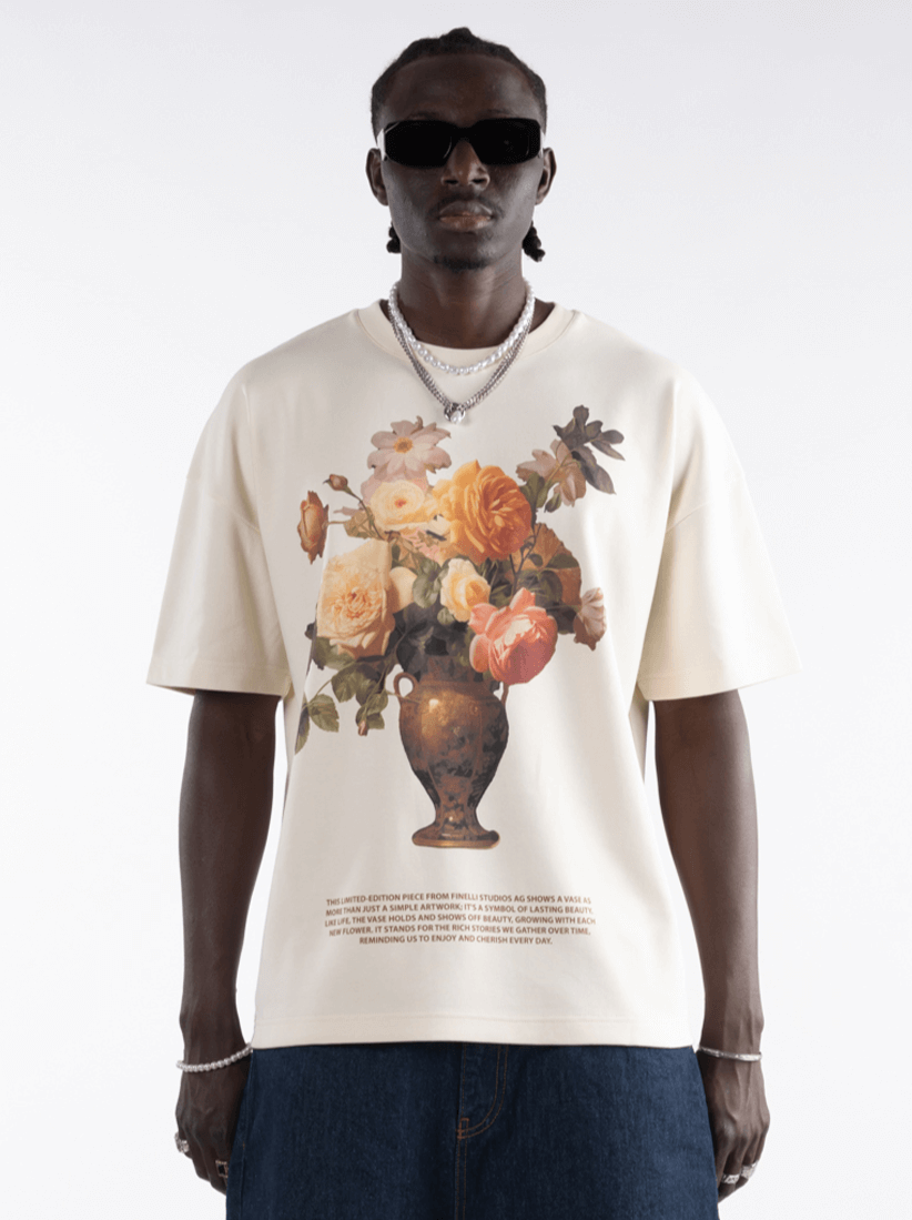 Vase T-Shirt