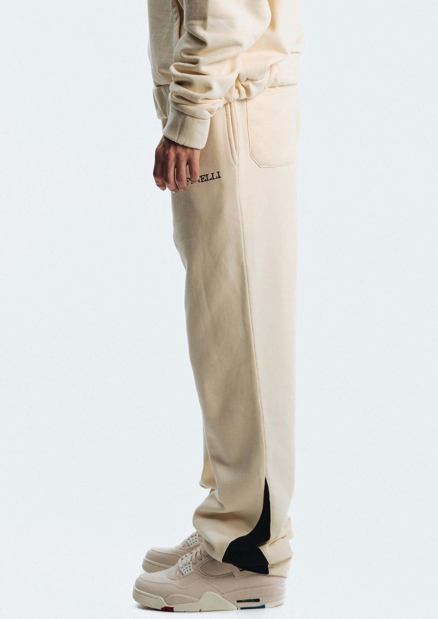 Baggy Sweatpants Cream White - Finelli