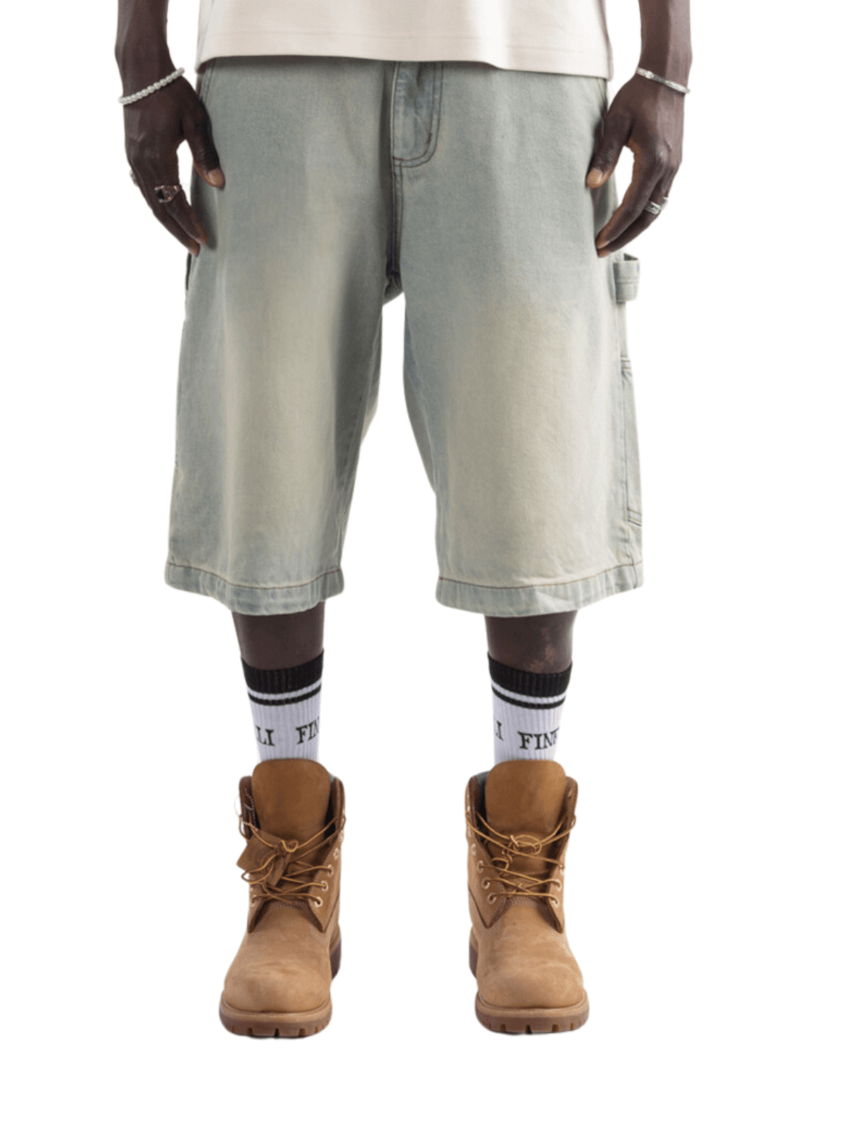 Denim Shorts Tint Wash – FINELLI oversized shorts, front view