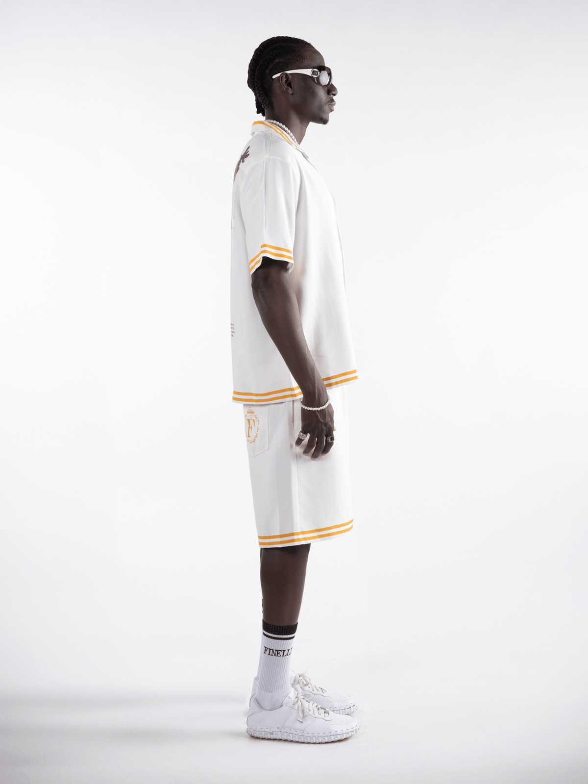 Vase Shorts – FINELLI oversized shorts, detail 4