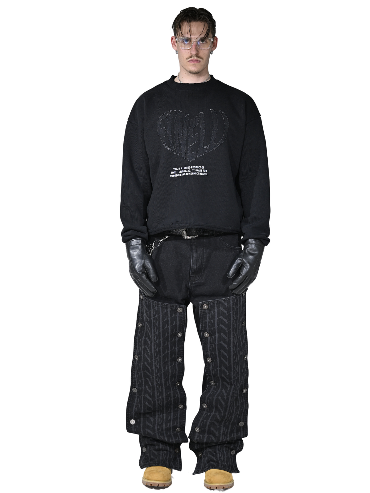 Heart Crewneck Black – FINELLI heavyweight crewneck, back view