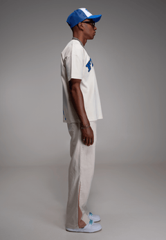 Connecting Hands Artwork T-Shirt – FINELLI oversized t-shirt, detail 5