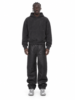 Black Straight Buffalo Leather Pants – Lamin, Vorderansicht, gerade Kataloghaltung