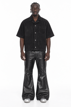 Black Flared Leather Pants – Lamin, Vorderansicht, gerade Kataloghaltung