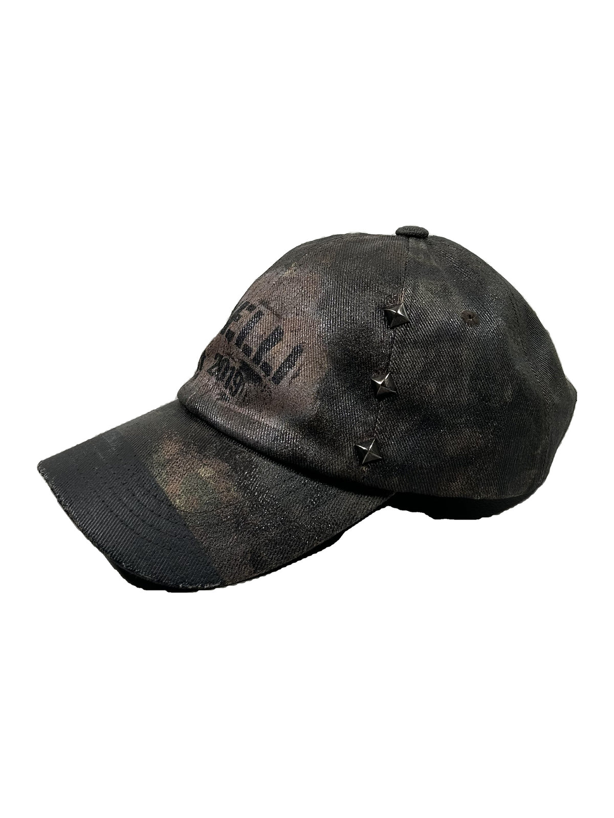 FINELLI Studded Washed Cap – side view on white background