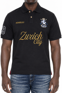 Zürich City Polo Black – close-up of collar, gold buttons, FINELLI crest, Zurich City embroidery and cotton texture