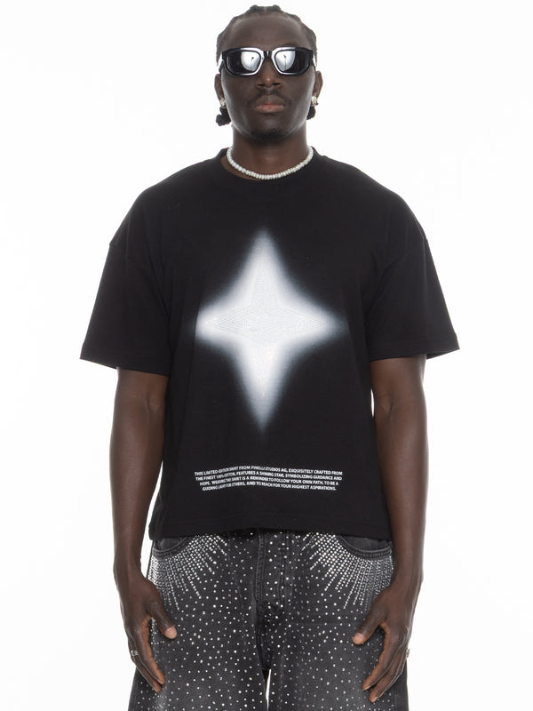 Star T-Shirt – FINELLI oversized t-shirt, front view